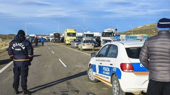conductores varados en la ruta 3 por la nieve en comodoro rivadavia conductores varados en la ruta 3 por la nieve en comodoro rivadavia