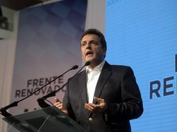 Massa repudió la repesión a los docentes Massa repudió la repesión a los docentes