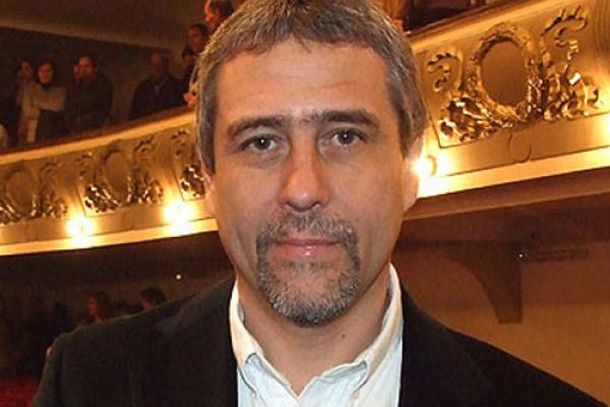 El Frente Renovador va por la autopista sin espejo y va a chocar