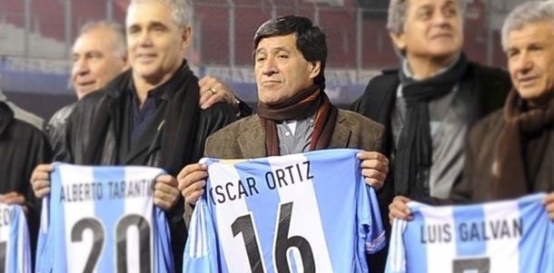 Luego de su retiro, se alejó del fútbol y puso un gimnasio en Parque Chacabuco. Luego de su retiro, se alejó del fútbol y puso un gimnasio en Parque Chacabuco.