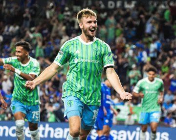 Directo al Púskas: el golazo que marcó De La Vega en la Leagues Cup