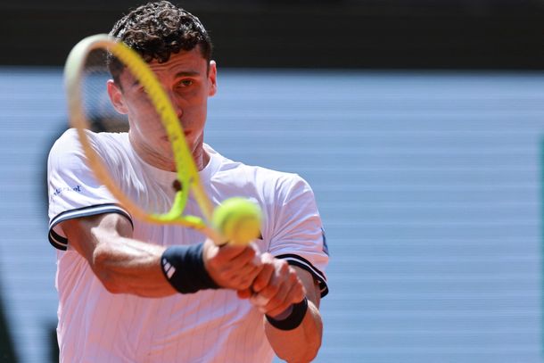 Batacazo en Roland Garros: Juan Manuel Cerúndolo eliminó a Jannik Sinner
