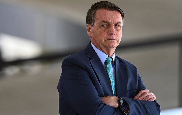 Manotazo de ahogado: Bolsonaro lanzó 22 compromisos a horas del balotaje