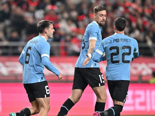 Uruguay se impuso ante Corea del Sur en Seúl por 2 a 1