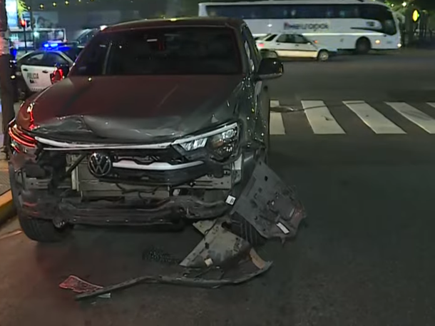 La Volkswagen Amarok que protagonizó los dos choques en Palermo