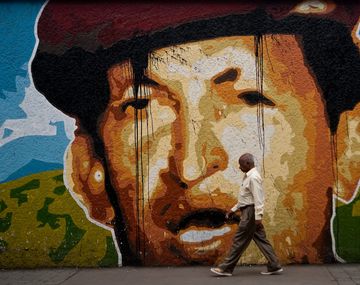 Opositores reclaman viajar a Cuba para saber sobre Chávez