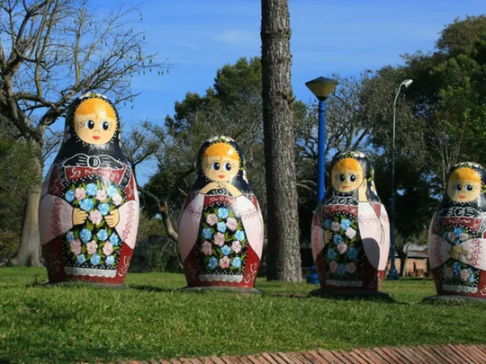 El pueblo a 7 horas de la ciudad que parece sacado de una película.