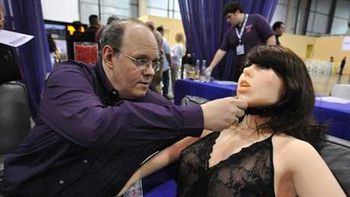 el extrano fenomeno de los hombres que aman a los robots el extrano fenomeno de los hombres que aman a los robots