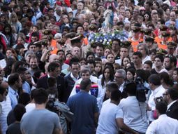 Masiva participación en los festejos por el Día de la Virgen en Tigre Masiva participación en los festejos por el Día de la Virgen en Tigre