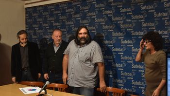 Baradel denunció al Gobierno de montar una campaña sucia en su contra Baradel denunció al Gobierno de montar una campaña sucia en su contra