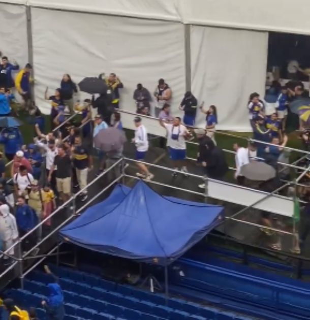 El canto de los hinchas de Boca durante las elecciones: Riquelme presidente