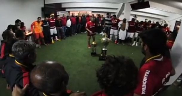 Todo un líder: la motivadora arenga de DAlessandro en Brasil