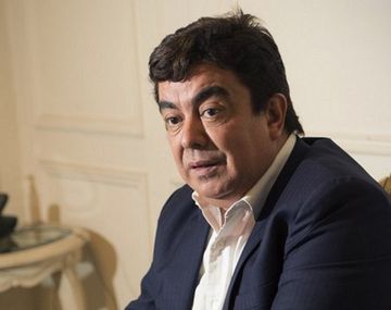 Fernando Espinoza presentó un proyecto para indemnizar a los usuarios afectados por los cortes de luz