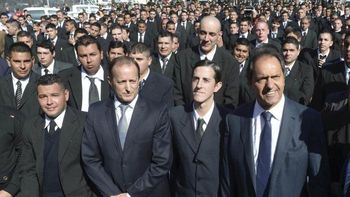 en medio de los rumores de alejamiento, insaurralde se mostro con scioli en medio de los rumores de alejamiento, insaurralde se mostro con scioli