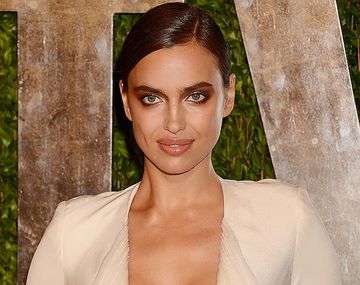 Irina Shayk, con maquillaje estilo mapache y gran escote