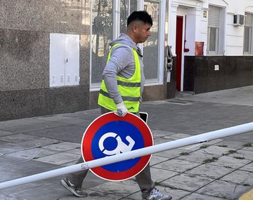 Fotos y videos: así levantó el Gobierno de Jorge Macri las reservas de estacionamiento irregulares