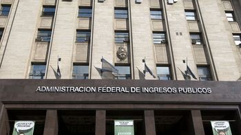 aguinaldo: piden que algunos trabajadores no tributen ganancias aguinaldo: piden que algunos trabajadores no tributen ganancias