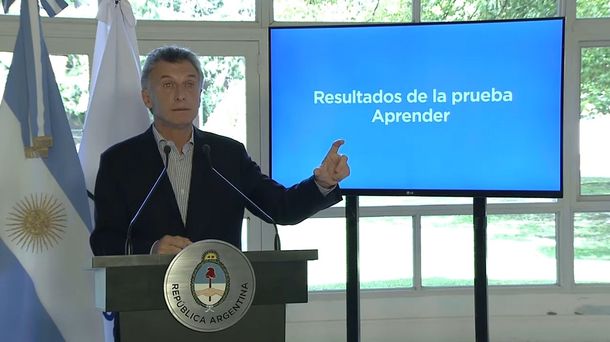 En medio del paro docente