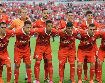 Un jugador del Rojo denuncia que no tiene ni pelotas para entrenar