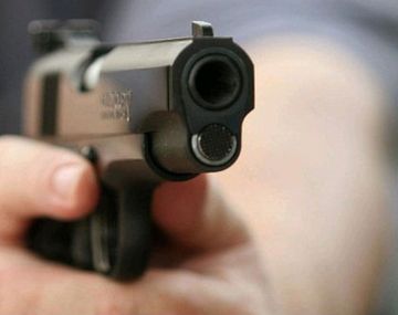 Un policía asesinó a su novia y luego se suicidó