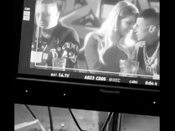 Los videos de Wanda Nara y L-Gante enamorados