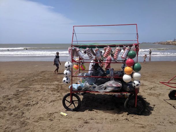 Cuánto cuesta comprar en la playa de Mar del Plata