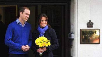 Los duques al retirarse del hospital Los duques al retirarse del hospital