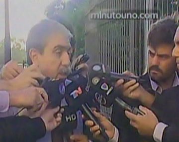 Lagomarsino no puede prestar graciosamente un arma
