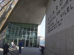 Trató de esquivar a un perro y atropelló a dos nenas Trató de esquivar a un perro y atropelló a dos nenas