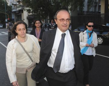 Los votos de Sanz pueden ir a Scioli