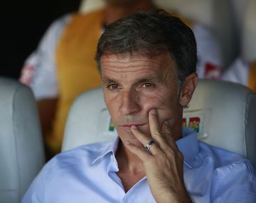 El entrenador no pudo enderezar el rumbo de un equipo a la deriva