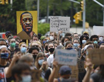 Tras el asesinato de Floyd hubo protestas en todo el mundo en contra del racismo