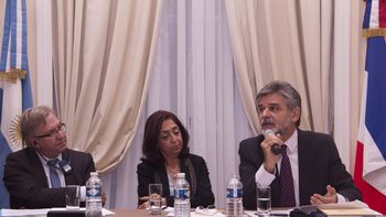 usaremos la legislacion para que no se lleven la riqueza de las malvinas usaremos la legislacion para que no se lleven la riqueza de las malvinas