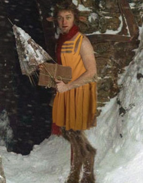 Publicó un vestido en Internet y ella aparece desnuda en un espejo