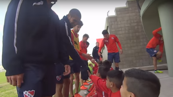video: en el dia del nino, chicos de independiente que jugaron a ser grandes video: en el dia del nino, chicos de independiente que jugaron a ser grandes