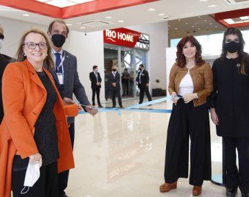 Alicia y Cristina Kirchner en la inauguración de la zona franca de Santa Cruz - @aliciakirchner