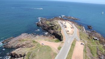 El proyecto inmobiliario en Punta Ballena generó un amplio rechazo de la ciudadanía. El proyecto inmobiliario en Punta Ballena generó un amplio rechazo de la ciudadanía.