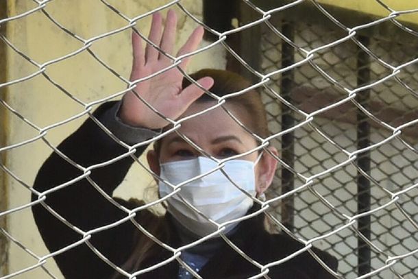 Hasta Jeanine Añez repudió el golpe de Estado en Bolivia