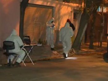 Asesinaron de un balazo a una mujer: fue hallada sin vida dentro de su auto
