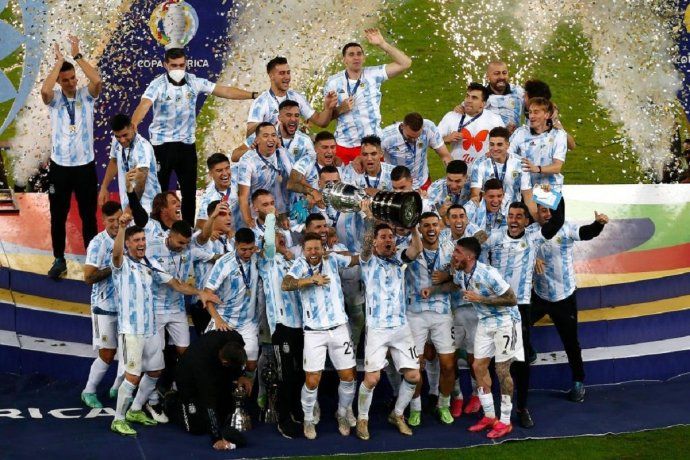 El momento más esperado: así Lionel Messi levantó la Copa América