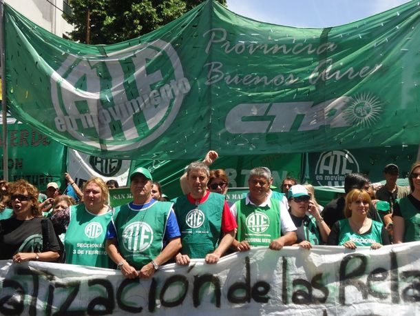 Los estatales bonaerenses paran en reclamo de reapertura de las paritarias