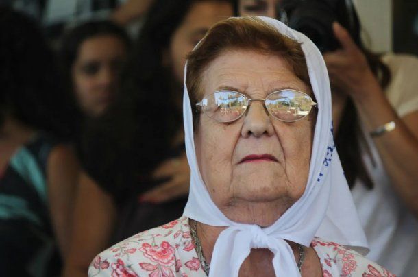 Murió Rosa de Camarotti, integrante de Madres de Plaza de Mayo
