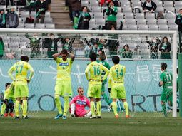 el ruso rodriguez debuto en la b de japon: se comio dos goles en la derrota del jef united el ruso rodriguez debuto en la b de japon: se comio dos goles en la derrota del jef united