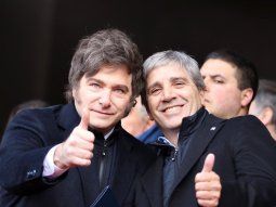 Javier Milei junto a Luis Caputo.