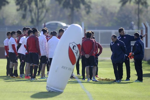 Independiente volvió al trabajo y Pellegrino tuvo su primera práctica