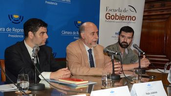 Pablo Mieres defendió el concepto de productividad para que sigan creciendo el empleo y el salario. Pablo Mieres defendió el concepto de productividad para que sigan creciendo el empleo y el salario.