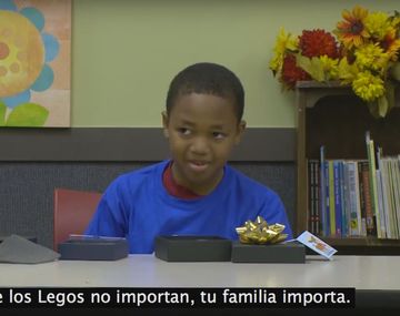 La decisión más difícil para los nenes: ¿un regalo para ellos o para los papás?