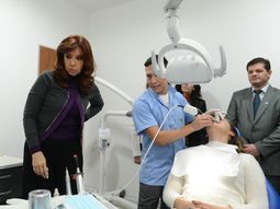 cristina kirchner presenta un cuadro de laringitis aguda cristina kirchner presenta un cuadro de laringitis aguda
