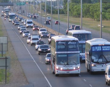 Recambio turístico: al menos 2.400 autos por hora