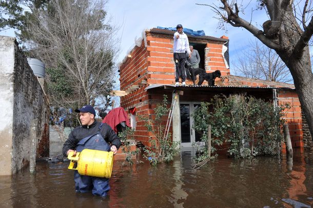 Llega el alivio: el clima mejora y baja la crecida del río